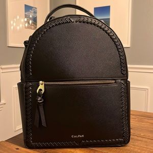 CALPAK backpack ❤️